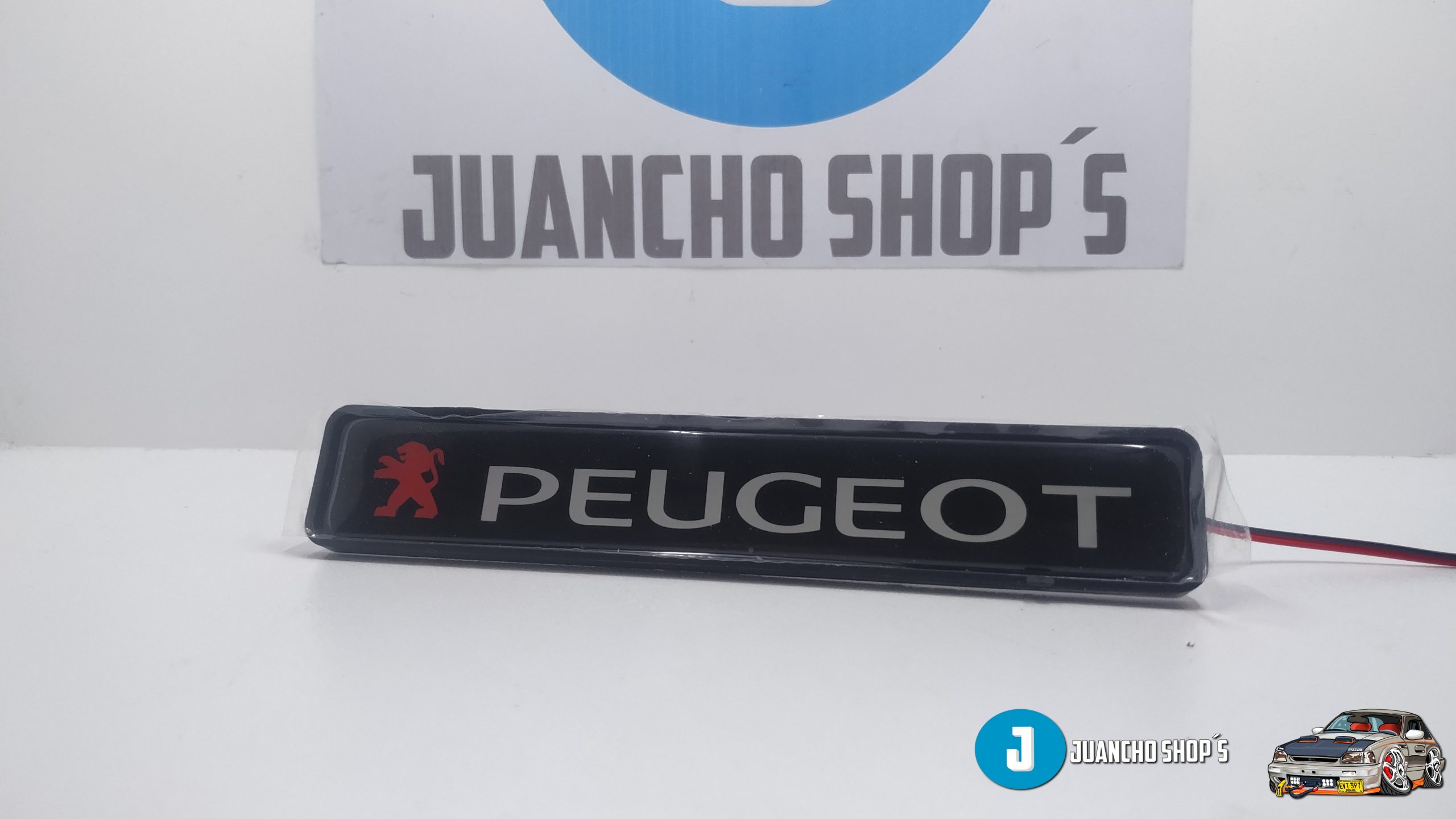 RF0158EmblemaLEDPeugeot
